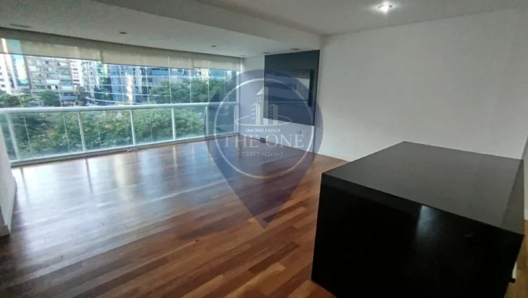 Imagem Imperdível oportunidade! Apartamento à venda no Itaim Bibi, São Paulo-SP. 2 quartos, 1 suíte, 2 salas, 2 vagas.