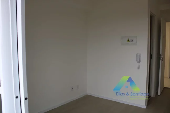 Imagem Lindo apartamento studio novo em localização privilegiada na área nobre e plana da Vila das Mercês próximo de todos os comercios!