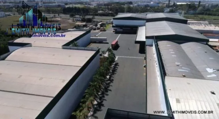 Imagem Galpão 8000m², em condomínio industrial com excelente infraestrutura. Pé direito de 12m, piso pa...