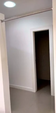 Imagem Sala Comercial para Venda em Balneário Camboriú / SC no bairro Centro