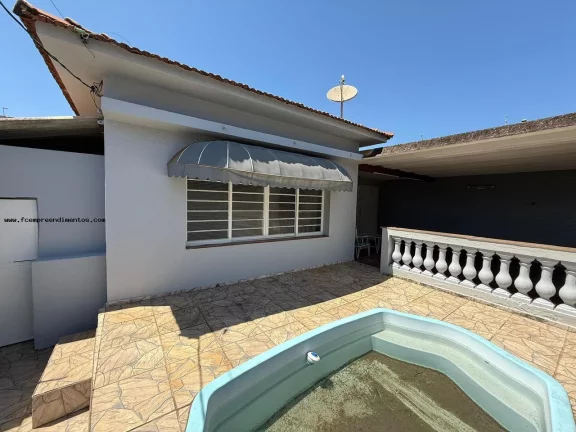 Imagem Casa para Venda em Limeira, Vila Claudia, 3 dormitórios, 1 suíte, 2 banheiros, 4 vagas