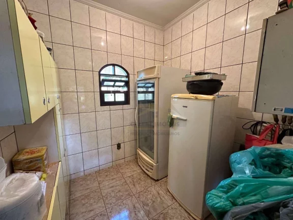 Imagem Chácara com 4 dormitórios à venda, 16100 m² por R$ 850.000,00 - Bairro Guarapó - Tatuí/SP