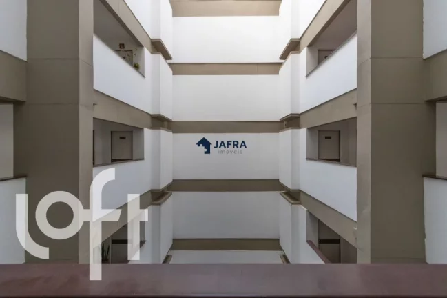 Imagem 2 quartos para retrofit próximo ao Shopping Frei Caneca