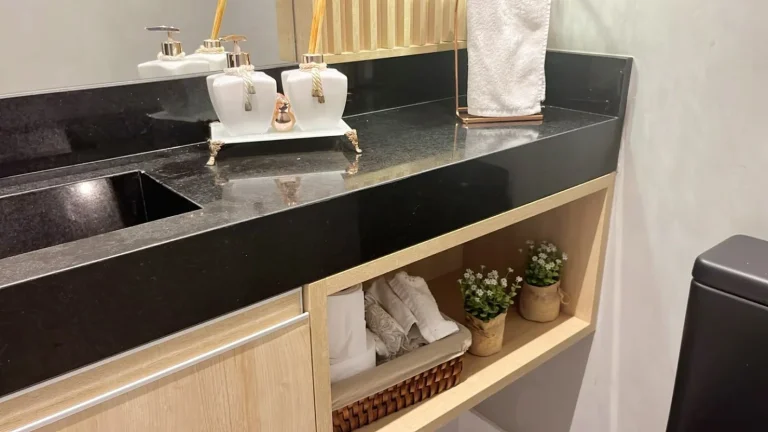 Imagem Apartamento 133M², 3Q, 3 Suítes, 5 Banheiros, 3 Vagas, Piscina Climatizada, Infantil e Raia de 25M, Sauna, Salão de Festas e Jogos, Churrasqueira.