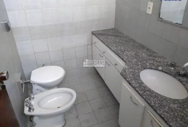 Imagem Apartamento à venda no Condomínio Edificio Marajoara, no Centro de Uberaba