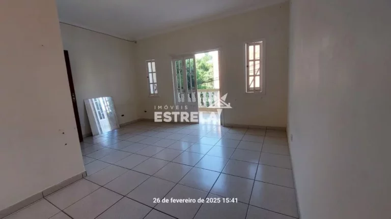 Imagem Belo Sobrado para locação - 01 Dorm - Cotia/SP