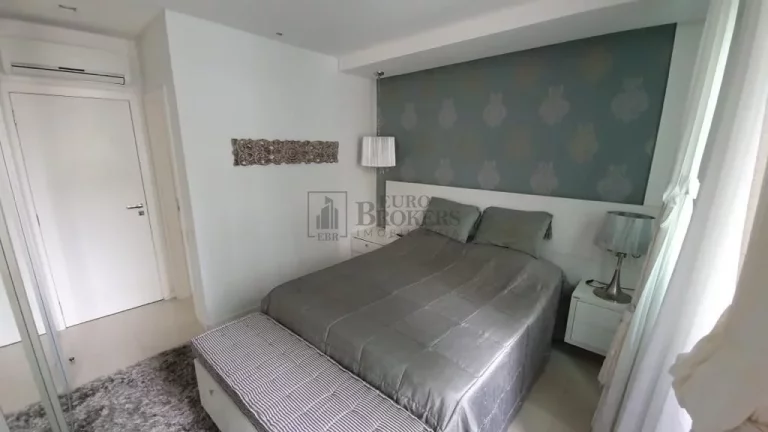 Imagem Apartamento com 3 suítes para locação anual em Balneário Camboriú.