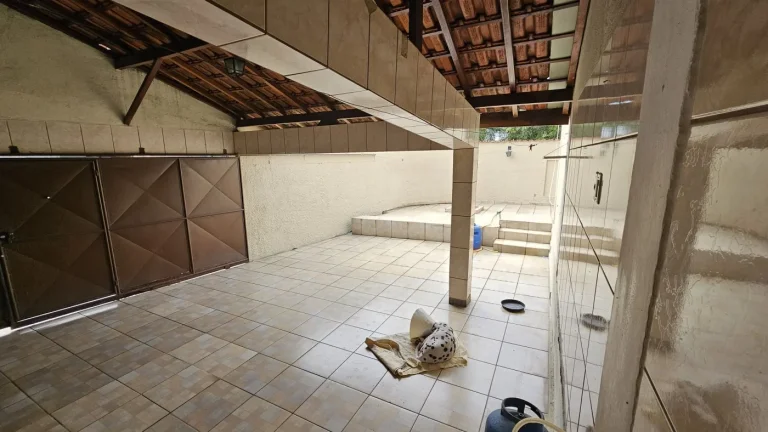 Imagem Casa para Venda em Rio de Janeiro, Senador Vasconcelos, 2 dormitórios, 2 banheiros, 2 vagas