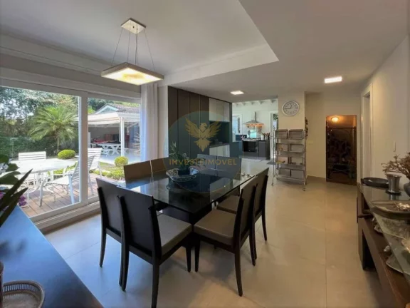 Imagem Casa em Condomínio a Venda no bairro Granja Viana - Jandira, SP