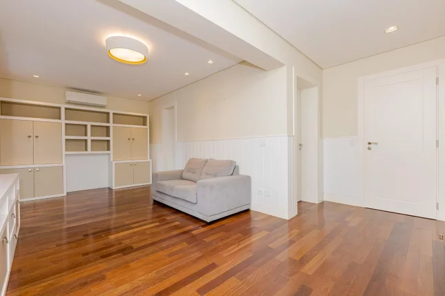 Imagem Apartamento 5 suítes no Água Verde