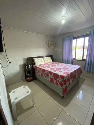 Imagem Casa com 4 dormitórios sendo 1 suíte e 4 vagas de garagem em Jarivatuba | Joinville/SC
