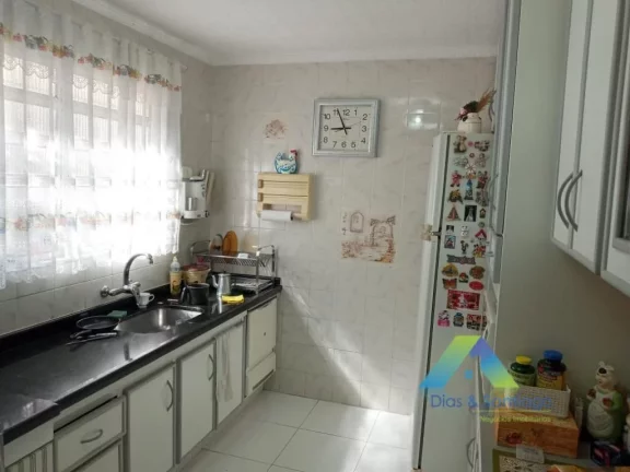 Imagem Sobrado com 2 Quartos e 3 banheiros à Venda, 170 m² por R$ 780.000,