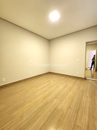 Imagem Casa térrea no condomínio no Condomínio Royal Garden, de 3 suítes à venda, Parque Brasil 500 - ...