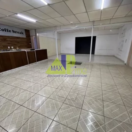 Imagem Galpão Comercial para Locação na Vila Marieta, São Paulo-SP: Espaço Amplo e Funcional para seu Negócio!