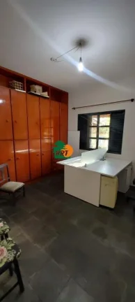 Imagem Casa para Venda em São Roque, Jardim Bela Vista, 2 dormitórios, 1 suíte, 1 banheiro, 2 vagas