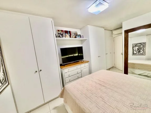 Imagem Condomínio Clube Pé na Areia na Cachoeira do Bom Jesus. Apresentamos este incrível apartamento lo...