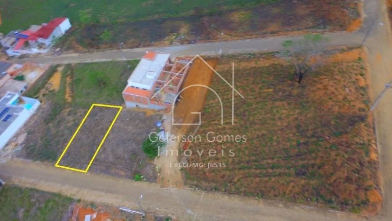 Imagem Lote à venda - 240M² - Esplanada - Mantena - MG