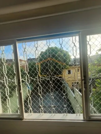 Imagem Casa 1: 2 dormitórios, sala ampla, cozinha com armários planejados, banheiro, lavanderia, espaço ...