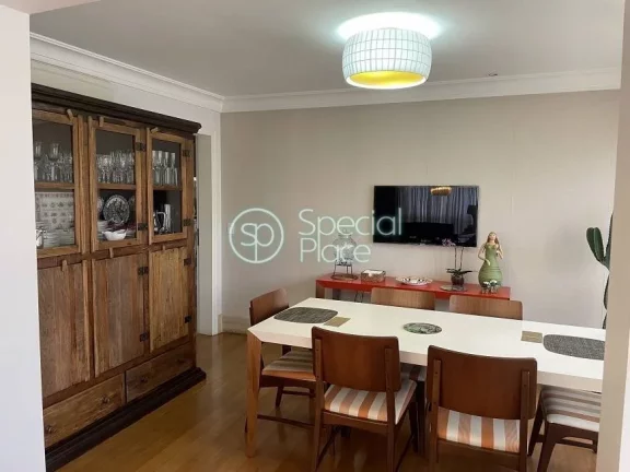 Imagem Este lindo e amplo imóvel conta com 3 quartos, sendo 3 suítes, 5 banheiros e 4 vagas de garagem de...
