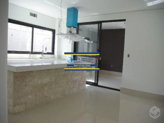 Imagem SOBRADO, CONDOMÍNIO GUAPORÉ III, 5 SUÍTES, ELEVADOR, ESCRITÓRIO, PISCINA.