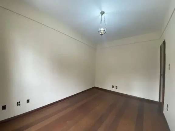 Imagem Amplo Apartamento com 4 quartos, próximo à Faculdade de Medicina