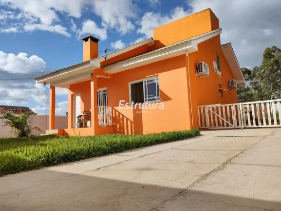Imagem Ótima casa em Itaara de 2 dormitórios com terreno amplo medindo 1.000 m² de área