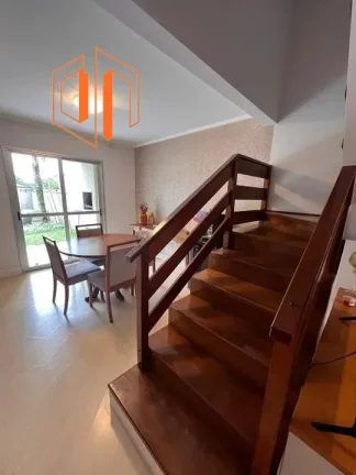 Imagem Sobrado para Venda em Curitiba, Santa Felicidade, 3 dormitórios, 1 suíte, 3 banheiros, 2 vagas
