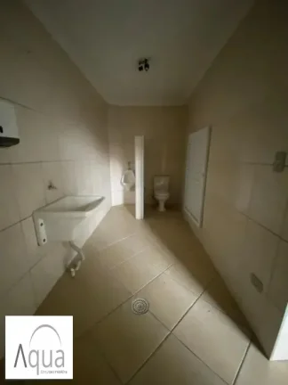 Imagem Galpão para Venda em Santo André, Vila Palmares, 6 banheiros