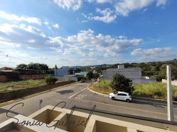 Imagem Imperdível casa à venda em Vinhedo-SP, Residencial Jatobá: 3 quartos, 3 suítes, 2 salas, 4 banheiros, 4 vagas, 220m²!