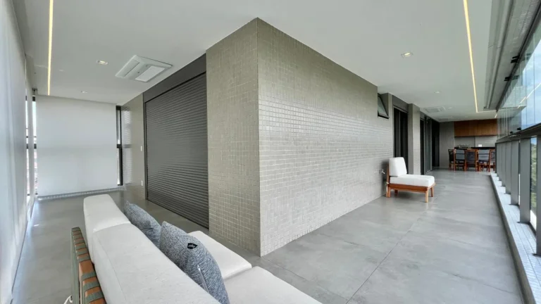 Imagem Apartamento à venda na Riviera de São Lourenço no Módulo 07: 4 quartos, 3 suítes, vista para serra e área de lazer completa!