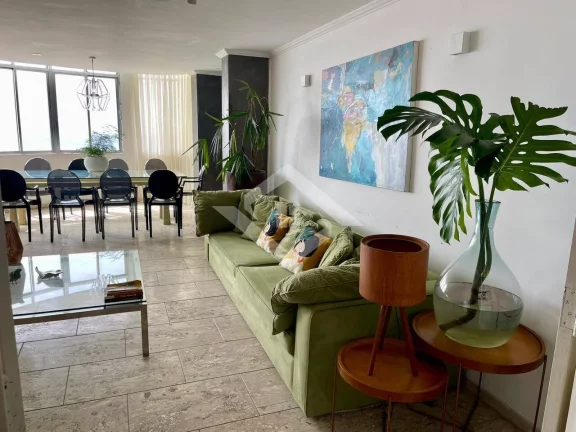 Imagem Alugo apartamento na av Atlantica vista mar com garagem