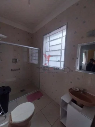 Imagem Compre excelente casa,  localizada no Campo do Galv...atilde;o. Esse im...oacute;vel cont...eacute;...