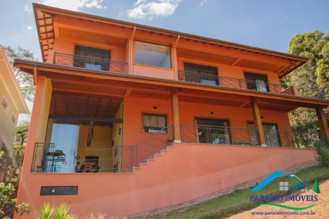 Imagem Sobrado Luxuoso em Condomínio Fechado: 4 dormitórios e Vista Privilegiada!