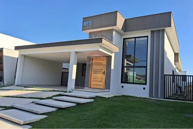 Imagem Casa em condomínio fechado com três quartos, sendo uma suíte