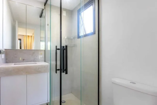 Imagem Apartamento com 2 dormitórios sendo 1 suíte e 1 vaga de garagem - Praia Brava - Itajaí