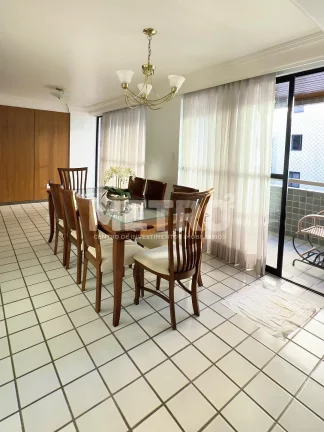 Imagem Apartamento à venda no Edf. Flamboyant com 3 quartos, PETROLINA - PE