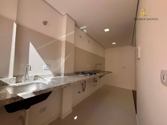 Imagem Apartamento REFORMADO com 2 quartos à venda, 49 m² por R$ 420.000 - Bigorrilho - Curitiba/PR