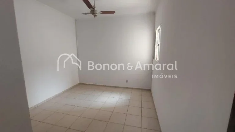 Imagem Casa Térrea a venda no Bairro Jardim Flamboyant 
Dormitórios: 3 quartos, sendo 1 suíte
Ambientes:...