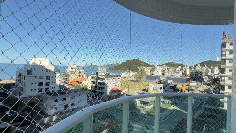 Imagem Apartamento alto padrão com 3 suítes e 3 vagas de garagem na Praia Brava Itajaí/SC