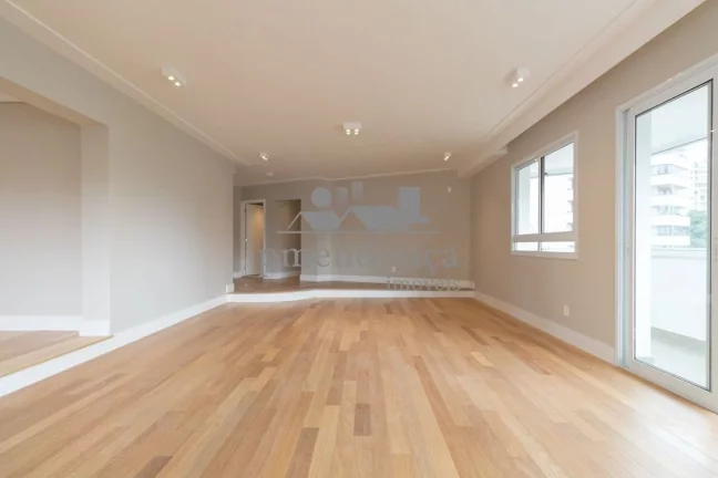 Imagem Luxuoso apartamento de 306m2  venda na Rua Mangabeiras