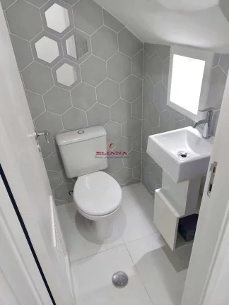 Imagem Sobrado em condomínio à venda em São Paulo, Jaraguá, com 2 quartos, 66m²