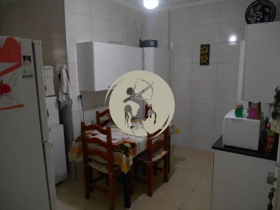 Imagem BEM LOCALIZADO PRÓXIMO CANAL 1 DEPENDENCIA COMPLETA COMODOS AMPLOS,
