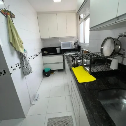 Imagem Excelente apartamento de 2 quartos com lazer completo - Sol da manhã e andar alto na praia de Itaparica.