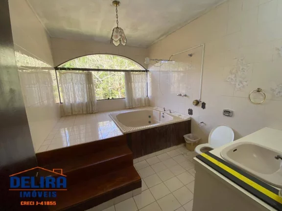 Imagem Sítio à venda com piscina,2 casas com um ótimo espaço.