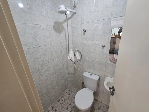 Imagem Casa Térrea no Embaré ao lado do shopping, 03 quartos e 02 vagas de garagem!