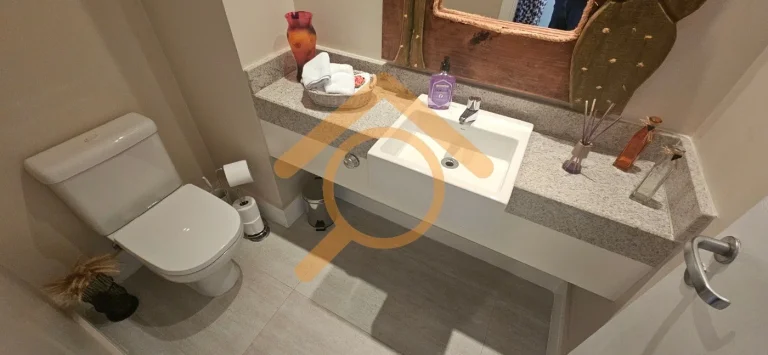 Imagem Apartamento de luxo no Condomínio Iepe Golf: 3 quartos, 3 suítes, 3 salas, 4 banheiros, 3 vagas, 185m² no Jardim Marajoara.