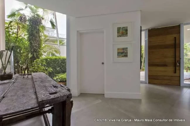 Imagem Cond. Jardim Mediterrâneo - Maravilhosa e impecável - 5 suítes + chalé hósp