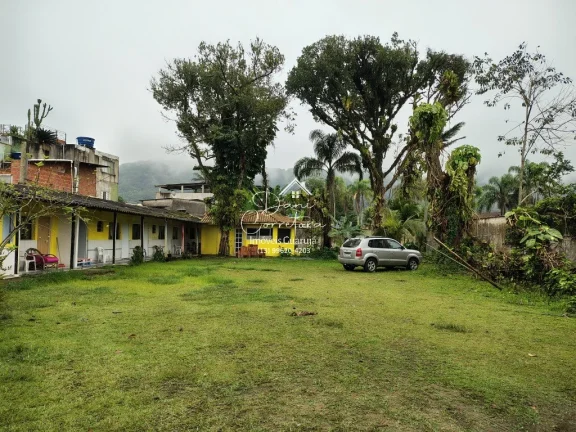 Imagem Oportunidade Única: Pousada Comercial à Venda em Guarujá-SP, 23 Quartos, 23 Suítes, 2 Salas, 24 Banheiros, 15 Vagas de Garagem, 2.832m².