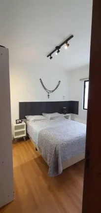 Imagem Apartamento mobiliado com 1 dormitório e 1 vaga de garagem no Centro de Balneário Camboriú