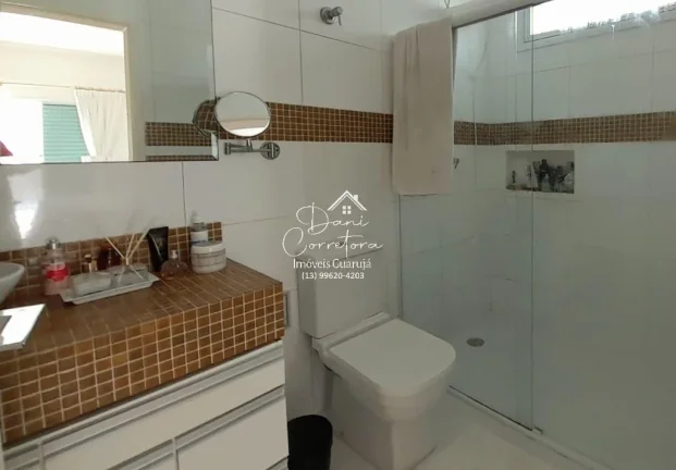Imagem Casa de Luxo em Condomínio na Enseada - Guarujá-SP: 5 Quartos, 5 Suítes, 2 Salas, 7 Banheiros, 4 Vagas, 350m².